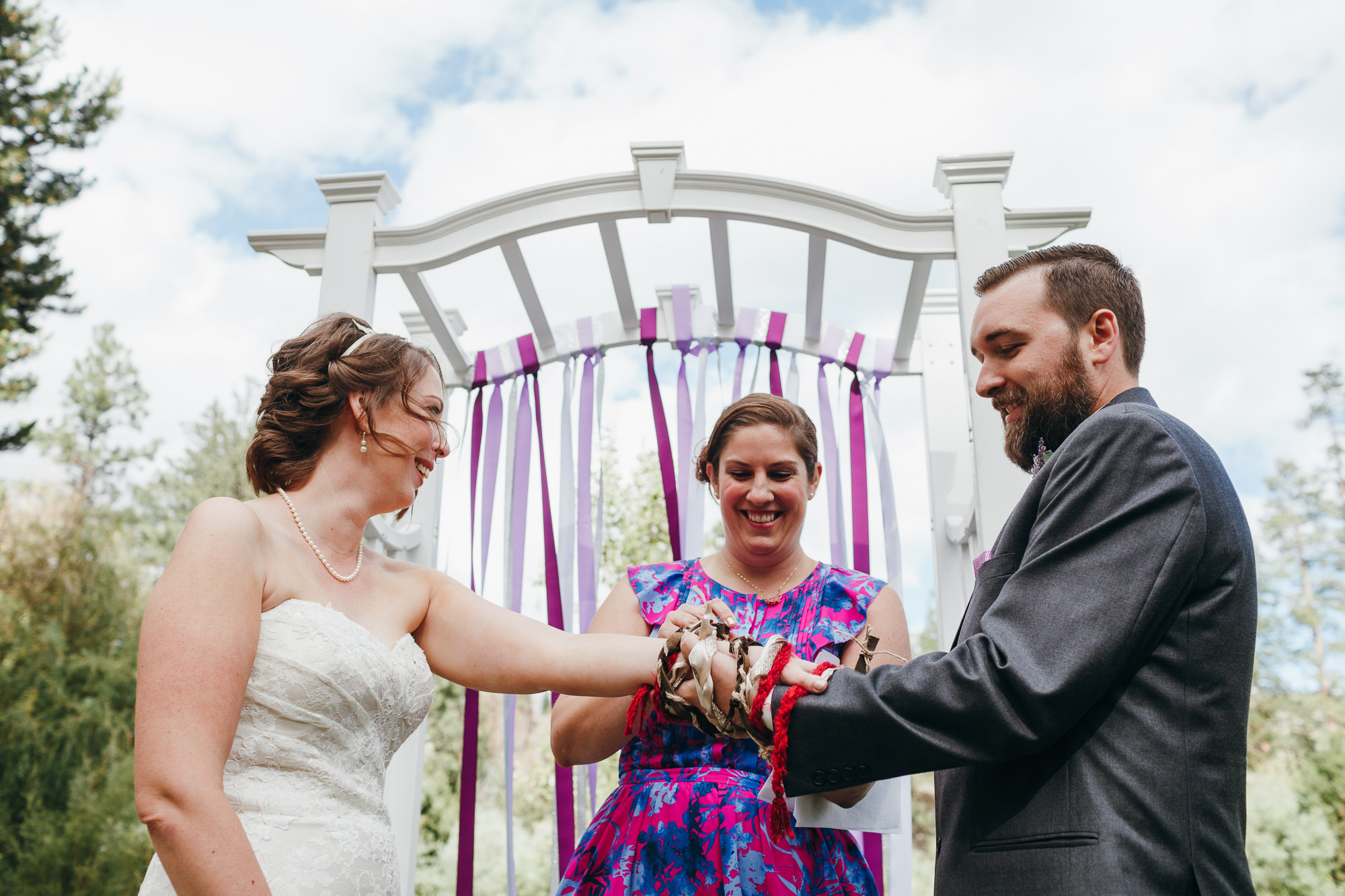 bend-oregon-wedding-photographer-045