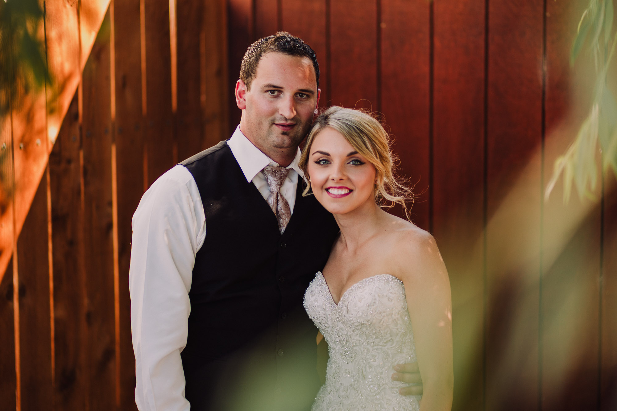 dee-bar-ranch-bend-wedding-photographers-023