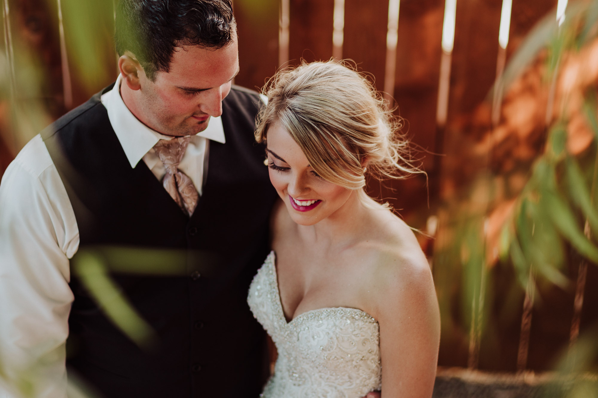 dee-bar-ranch-bend-wedding-photographers-024