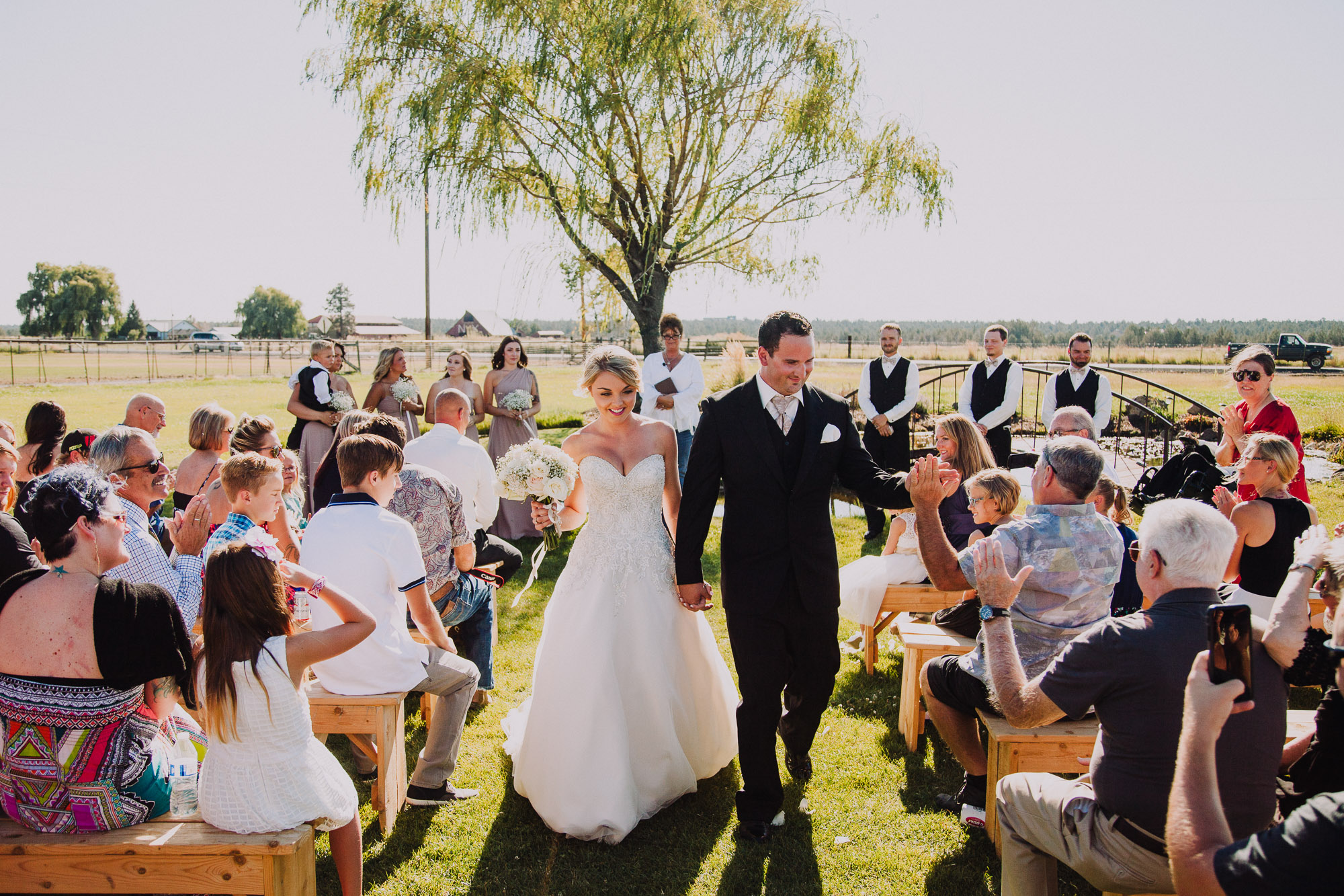 dee-bar-ranch-bend-wedding-photographers-038