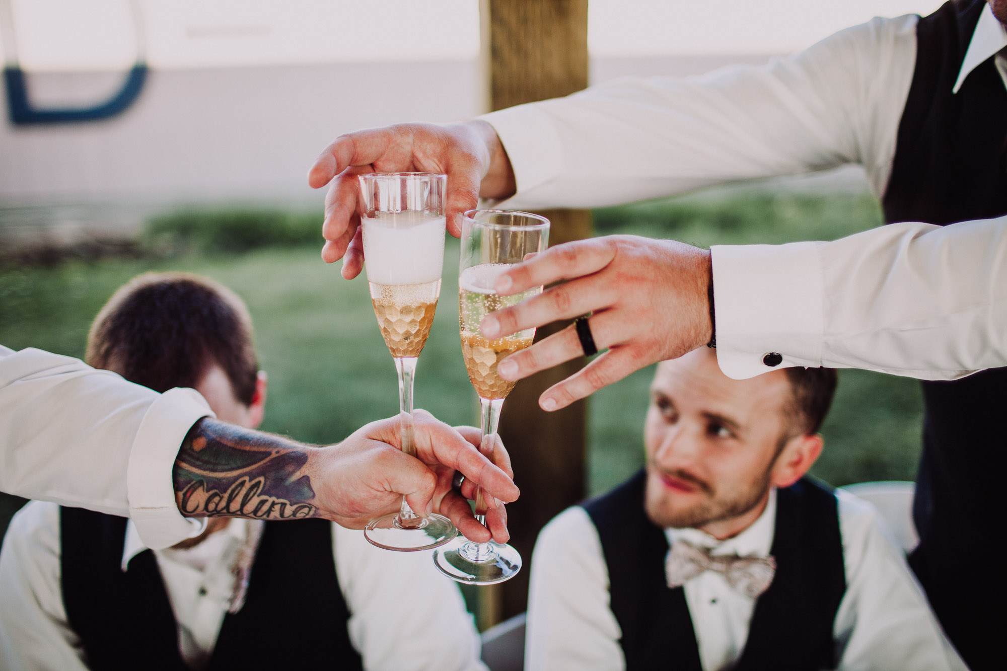 dee-bar-ranch-bend-wedding-photographers-040