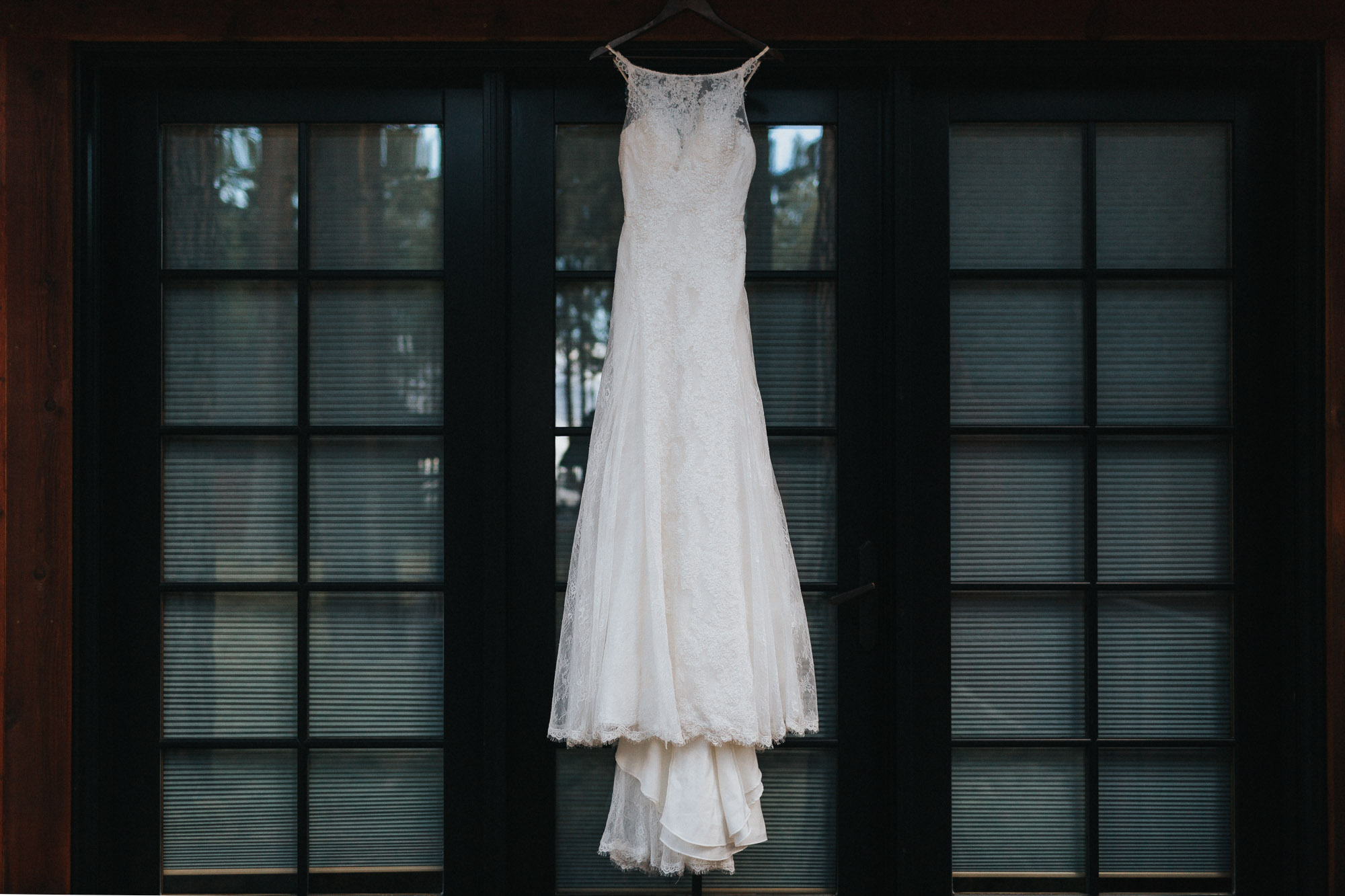 five-pine-lodge-wedding-photographer-004