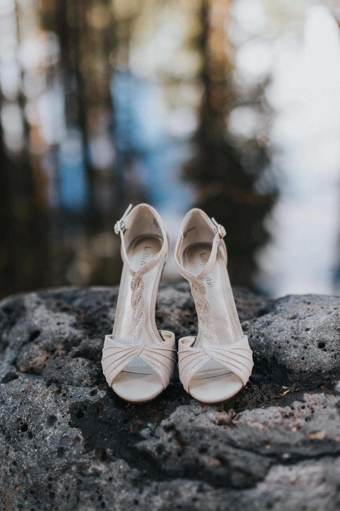 five-pine-lodge-wedding-photographer-007