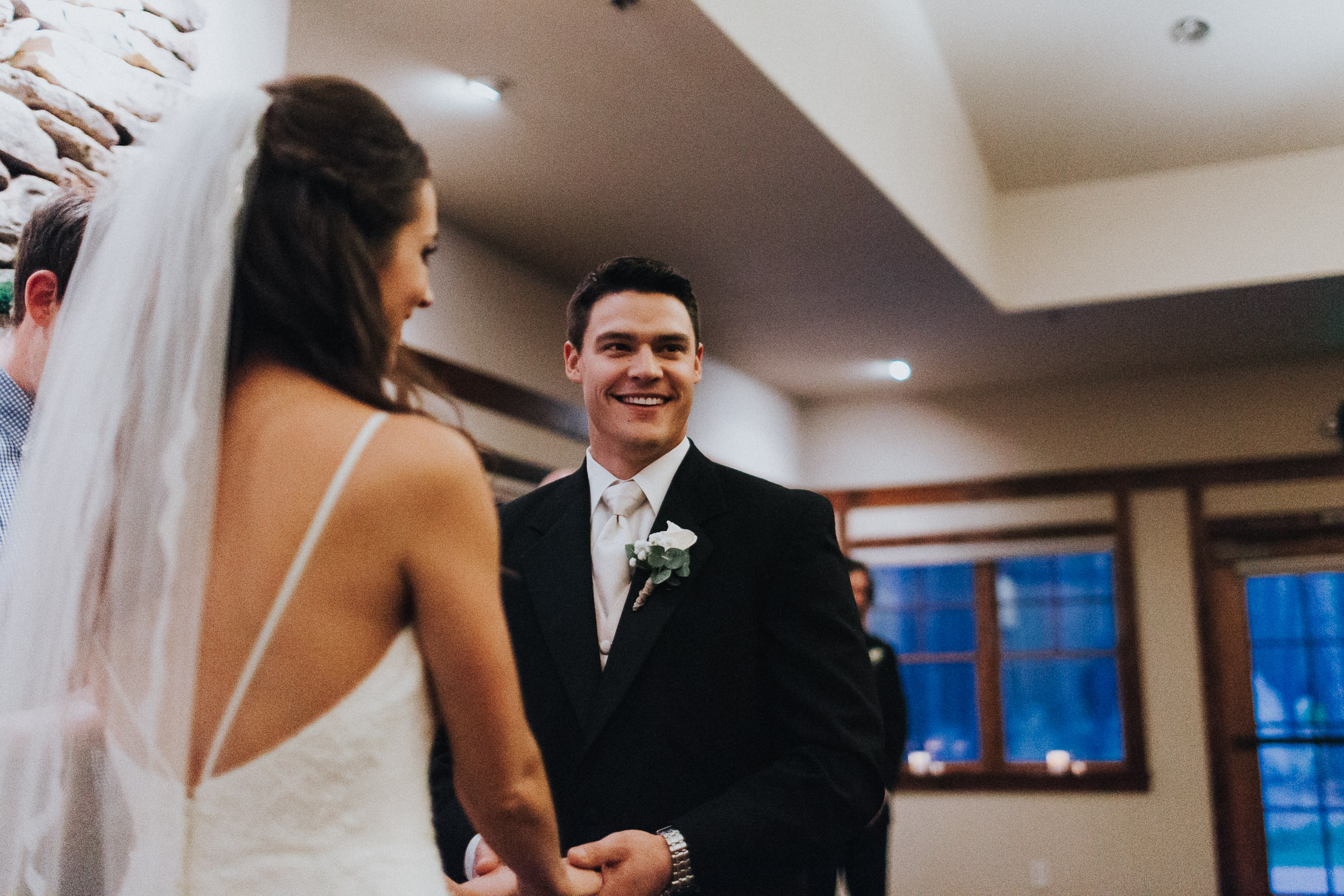 five-pine-lodge-wedding-photographer-049