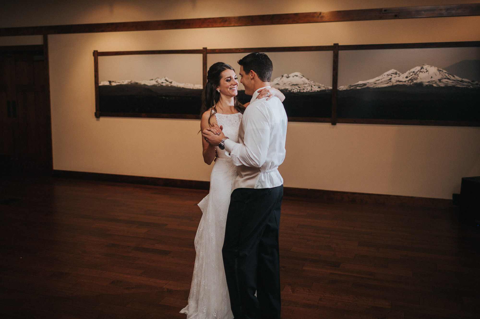 five-pine-lodge-wedding-photographer-082