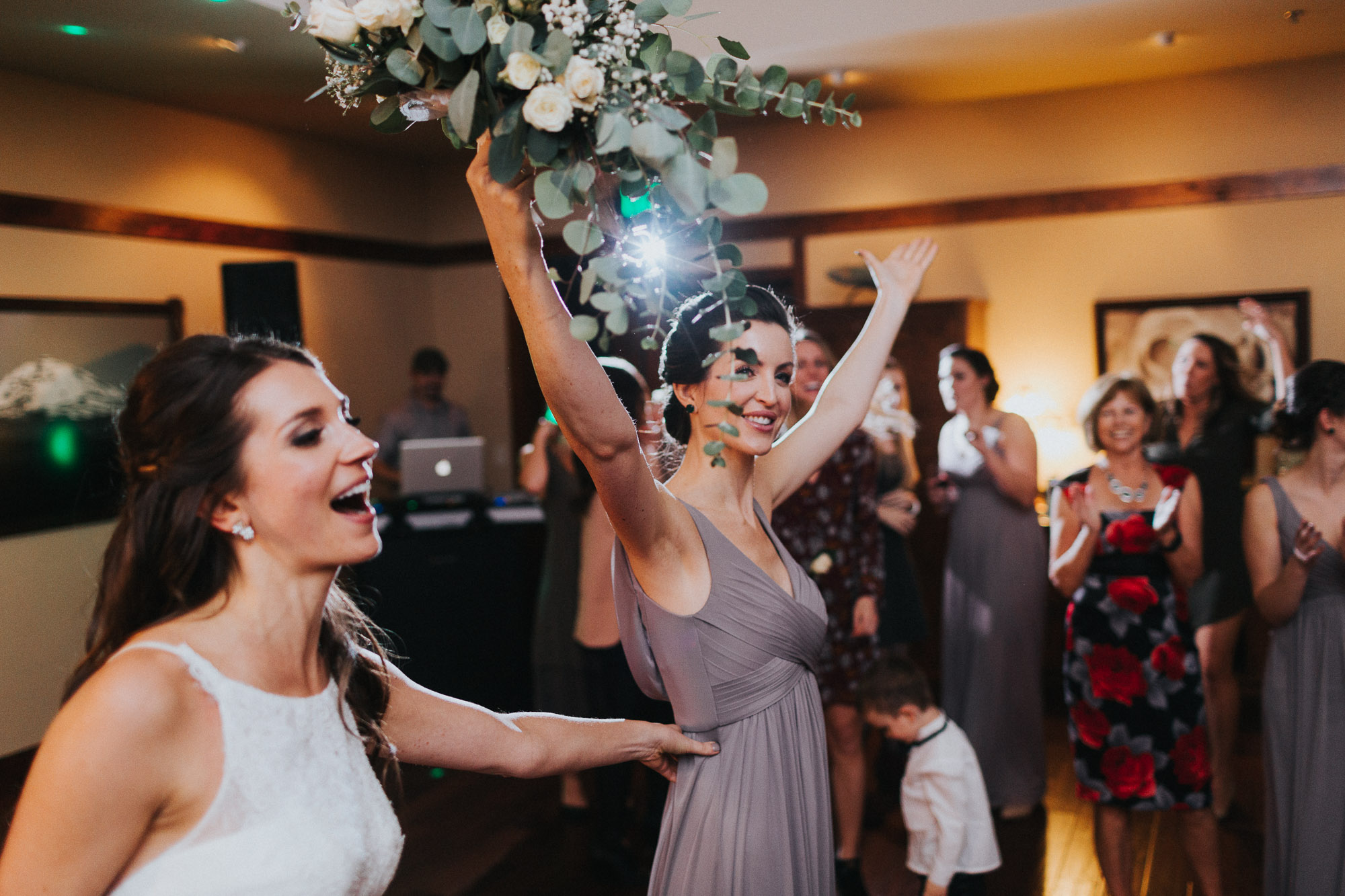 five-pine-lodge-wedding-photographer-091