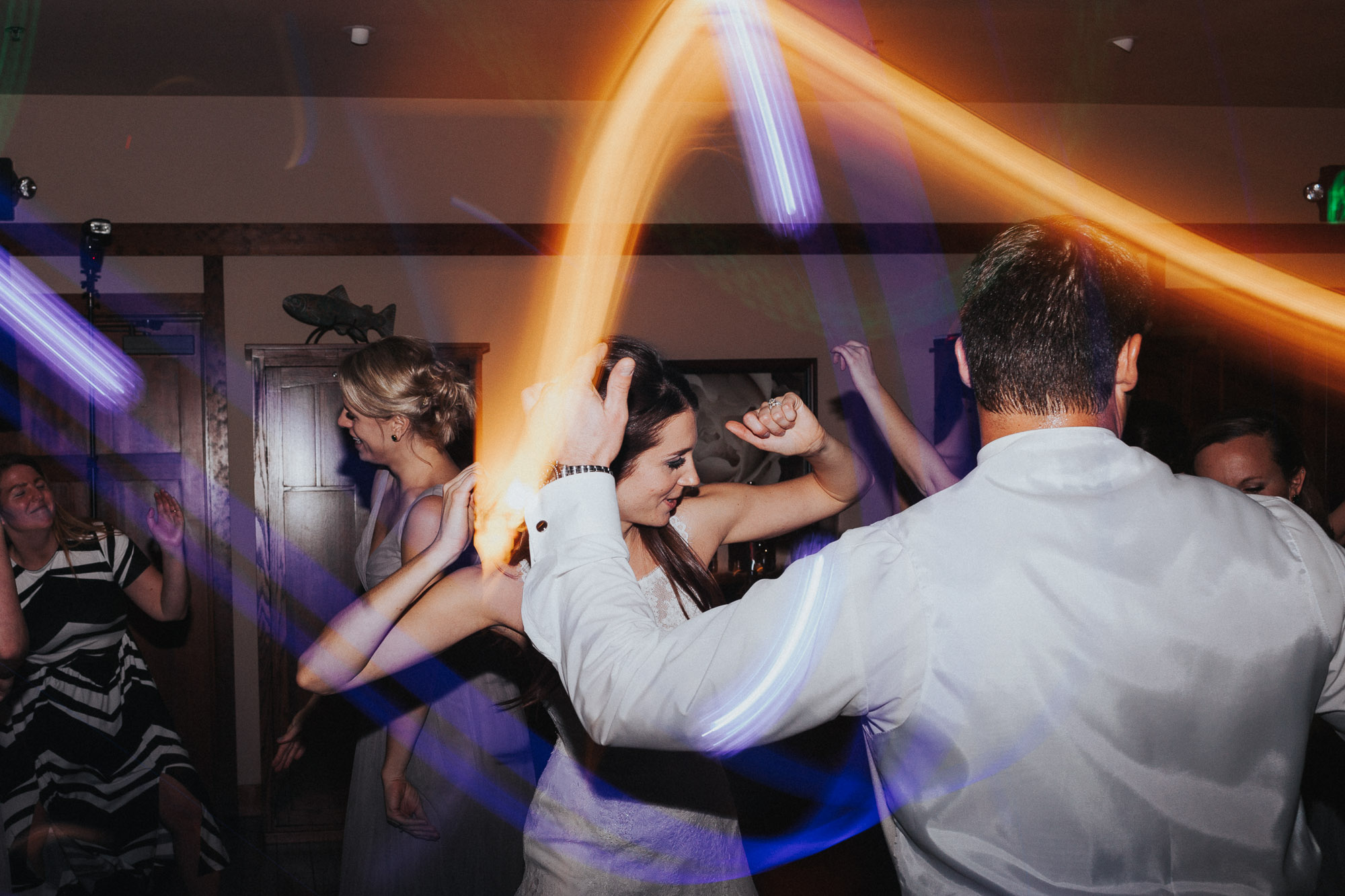 five-pine-lodge-wedding-photographer-112