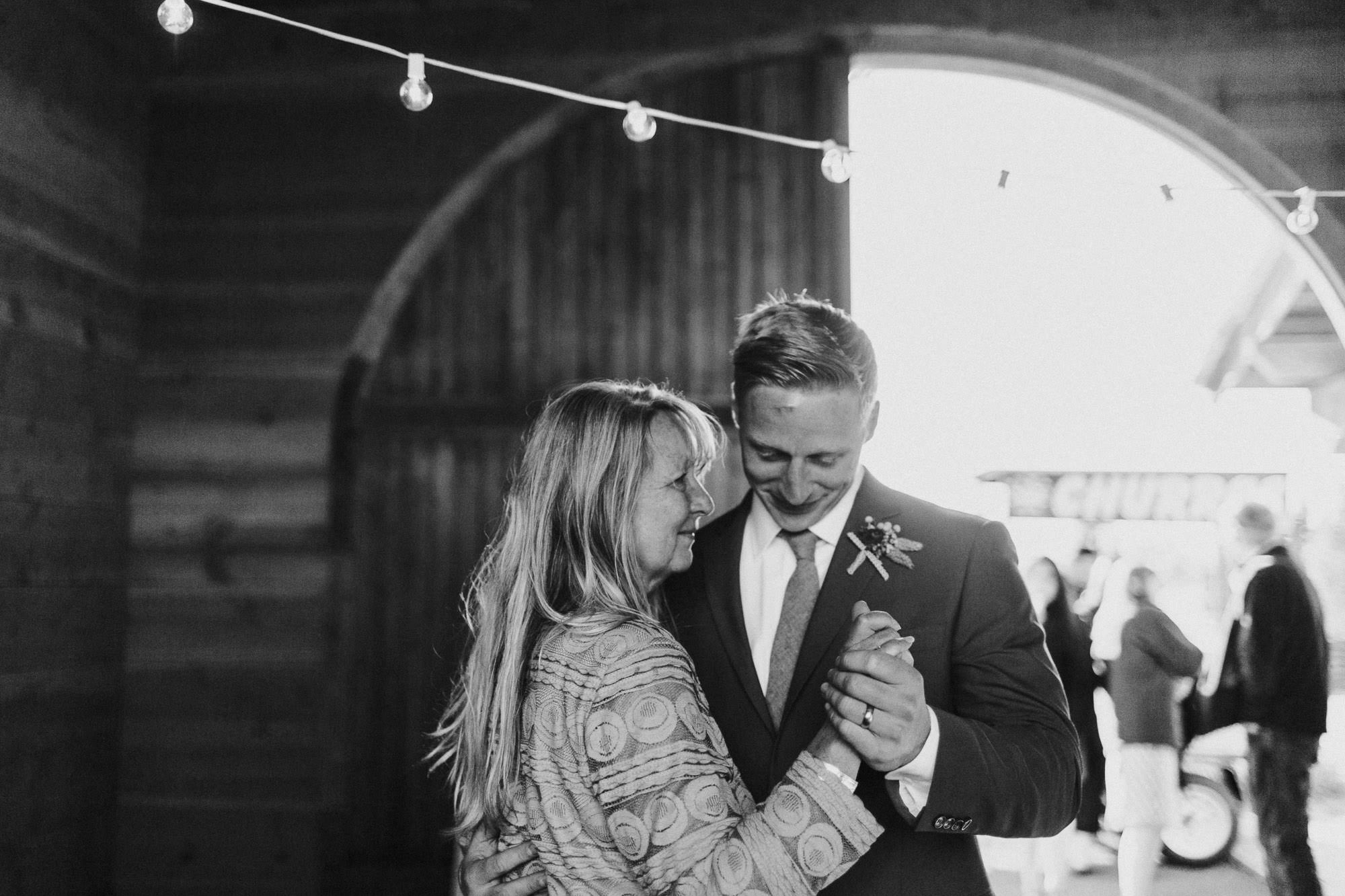 ranch-at-the-canyons-wedding-photographer-081