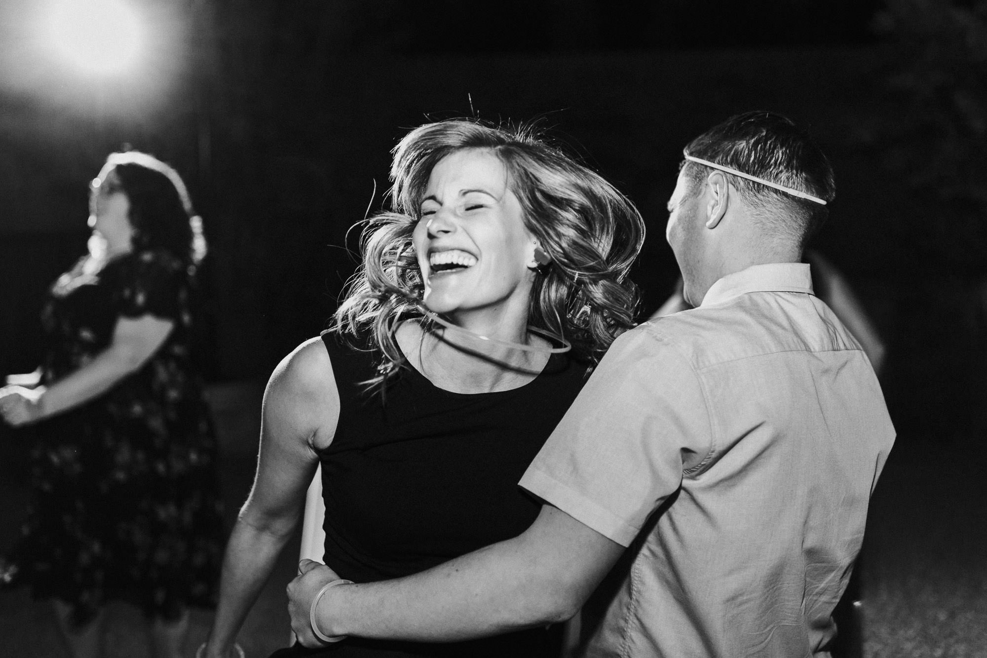 Couple dances at a wedding in Bend, Oregon