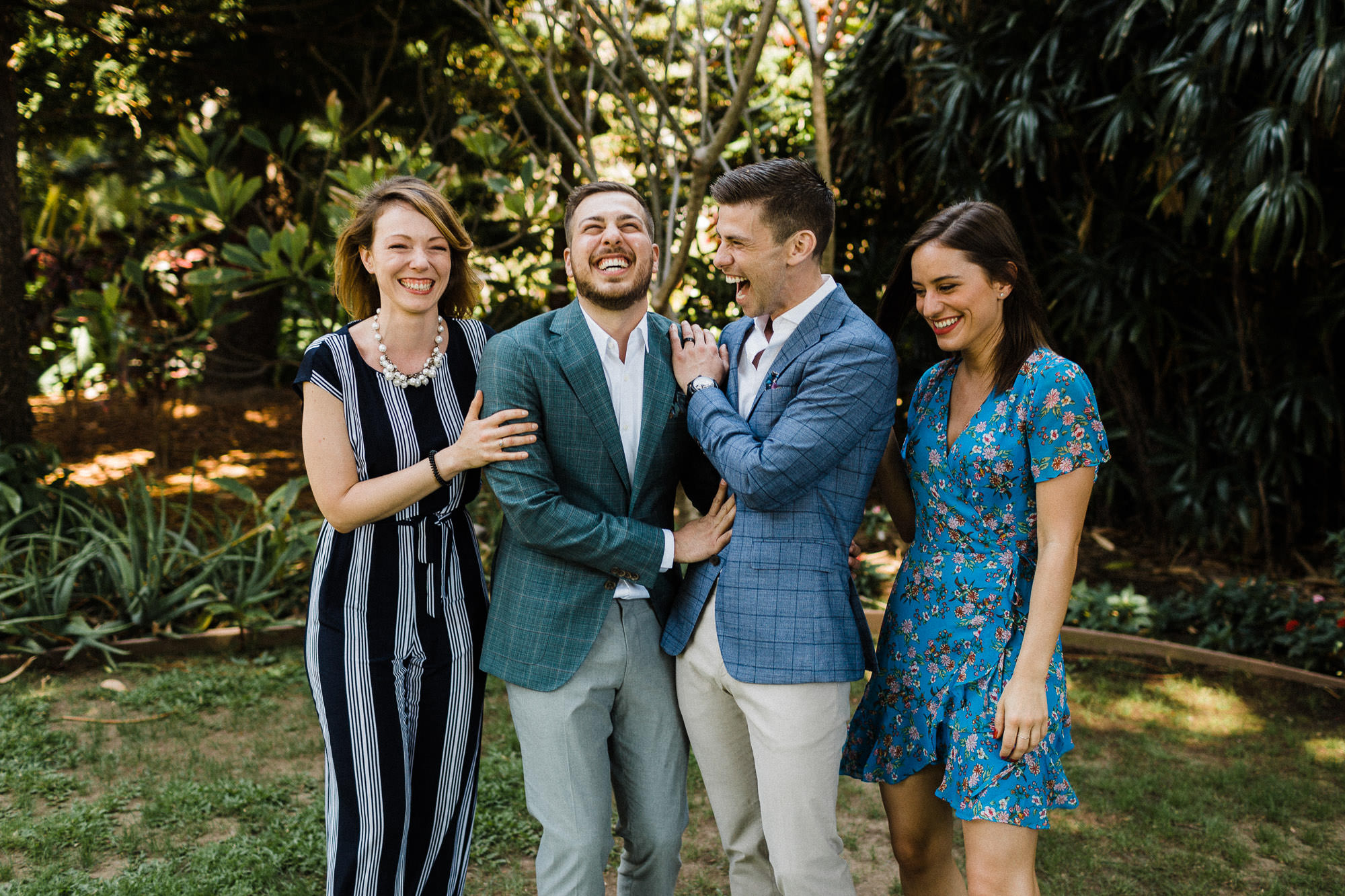 olowalu-plantation-wedding-family-photo
