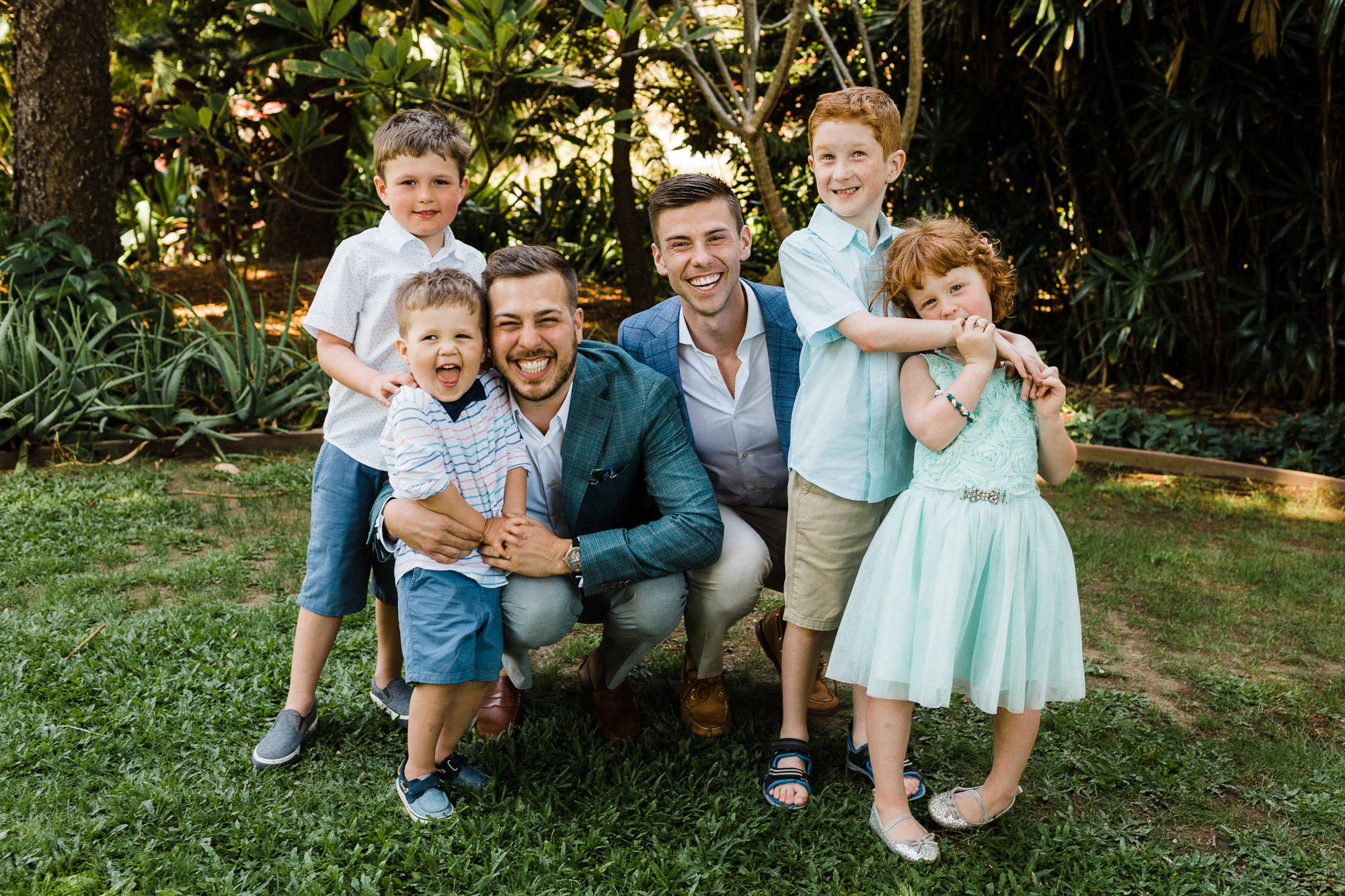 olowalu-plantation-wedding-family-photo