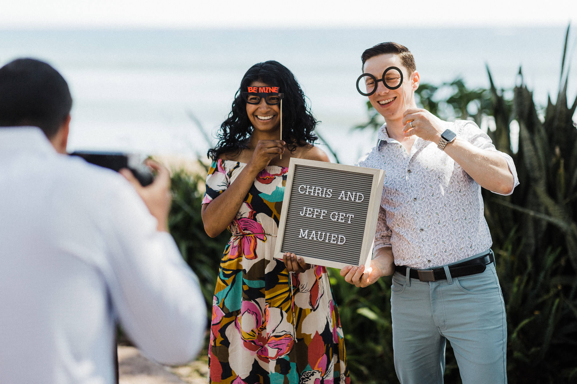 olowalu-plantation-wedding-candid-photo
