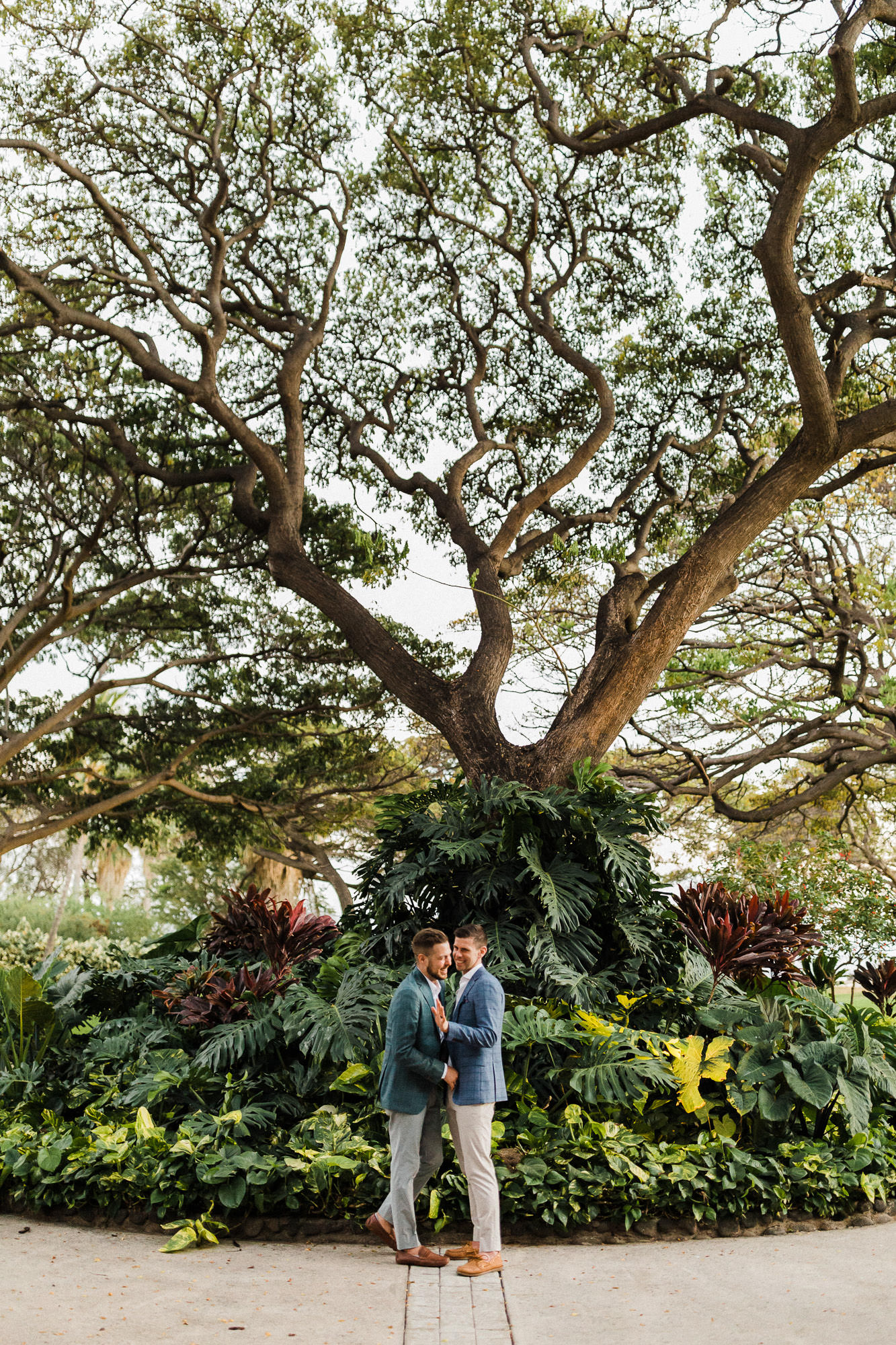 gay-wedding-portraits-olowalu-plantation-maui