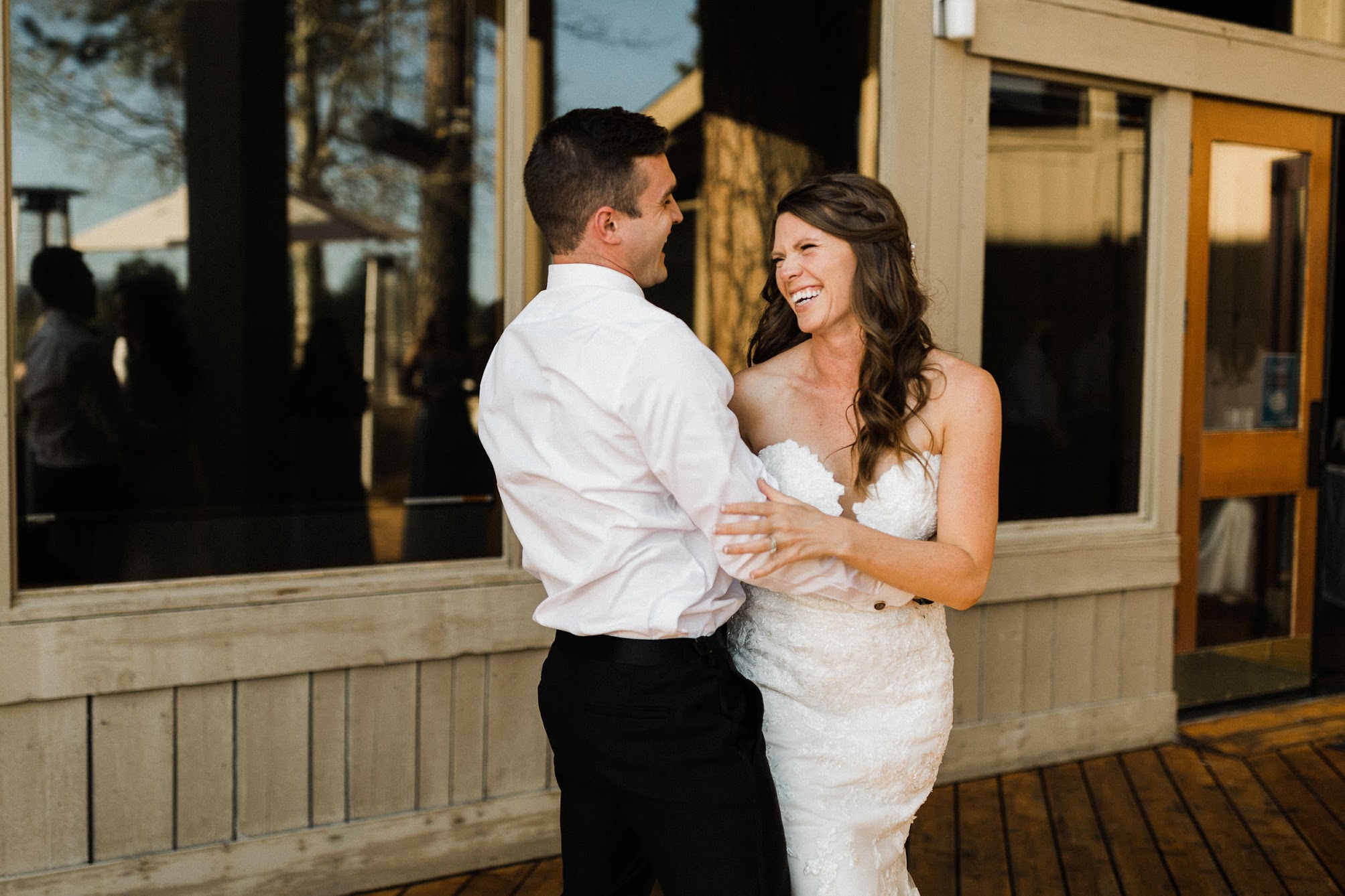 bride and groom dancing 