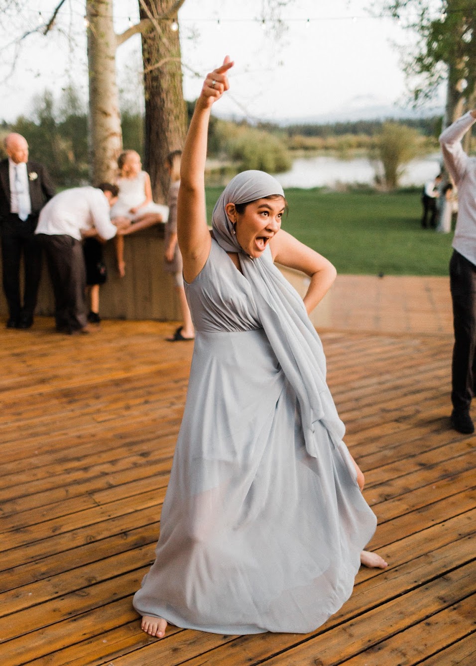 bridesmaid dancing on the dance floor 